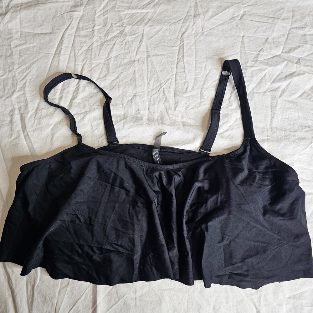 Torrid 10651847 Black Flounce Wirefree Lined Bikini Top Swimsuit 3X Festival - Picture 3 of 10